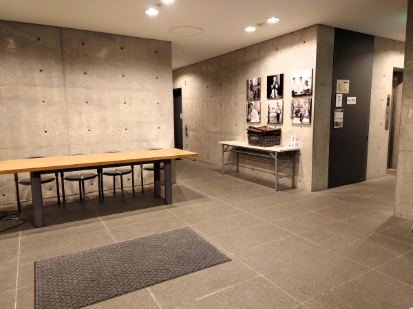 ホールホワイエ2